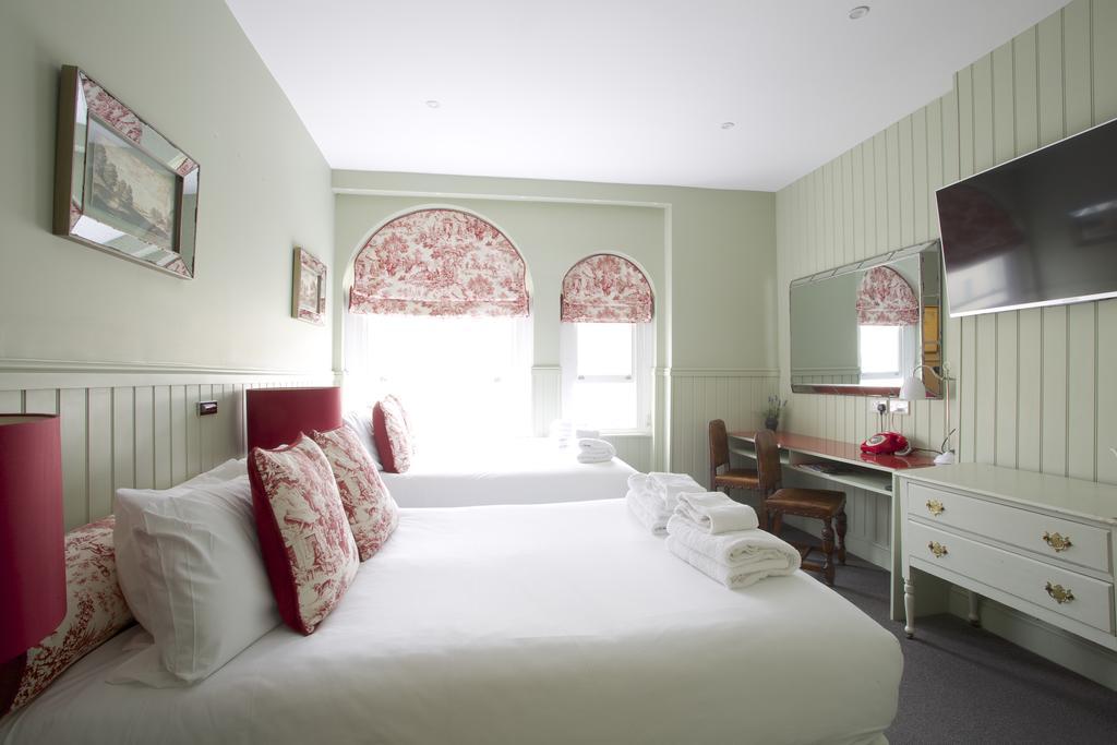 Comfy Quad,690535293:JPEG