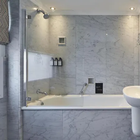Guild Hotel Marble Arch-3