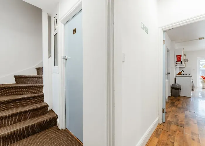 Gastenverblijf: Upton Park Bedrooms 25 Min To Central London