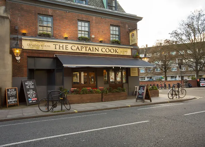 B&B: The Captain Cook