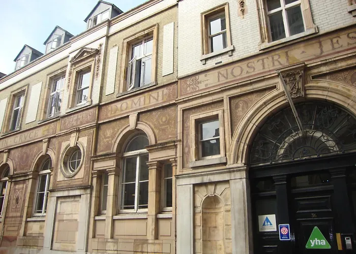 Hotel pres du College: YHA London St Paul's